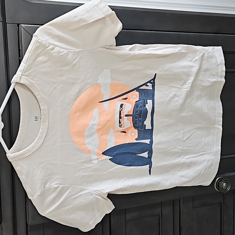 Gap Surfboard shirt